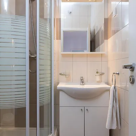 ゲストハウス Lile 1